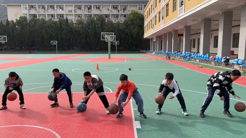 企业培训课程根据培训内容、培训对象、培训方式等不同维度，可以分为以下几类：