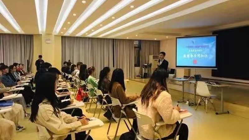 教师资格证面试，实战演练课程如何助力通关？**