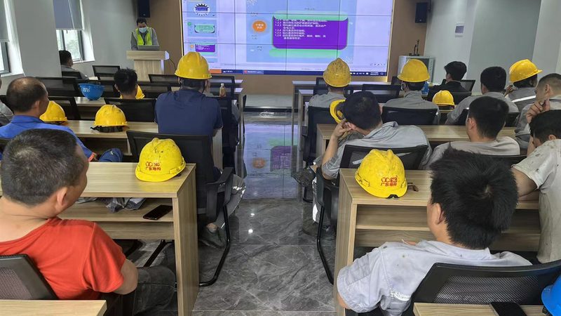 成人学历提升报名流程：关键步骤与注意事项揭秘
